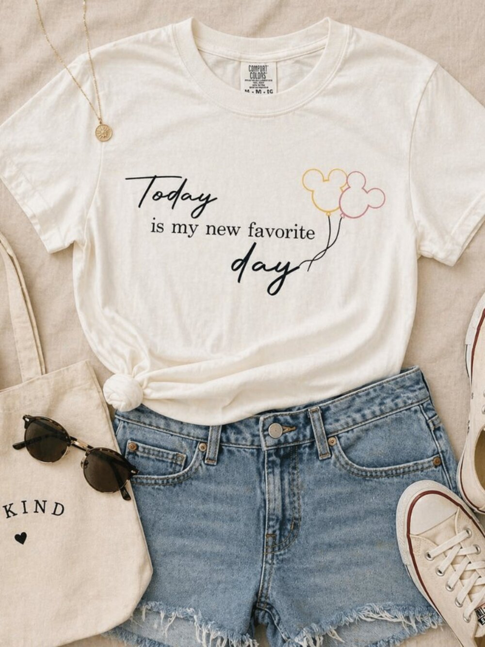 Comfort Colors Disneyland Disney World Mickey Balloon Graphic Tee Small